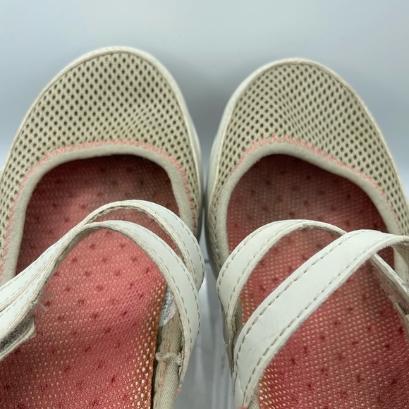 L L Bean double straps Mary Janes - Picture 5 of 7